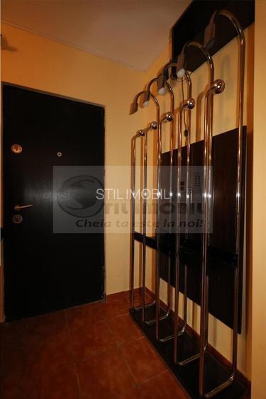 Apartament 2 camere Nicolina prima statie din Podu Ros - 13