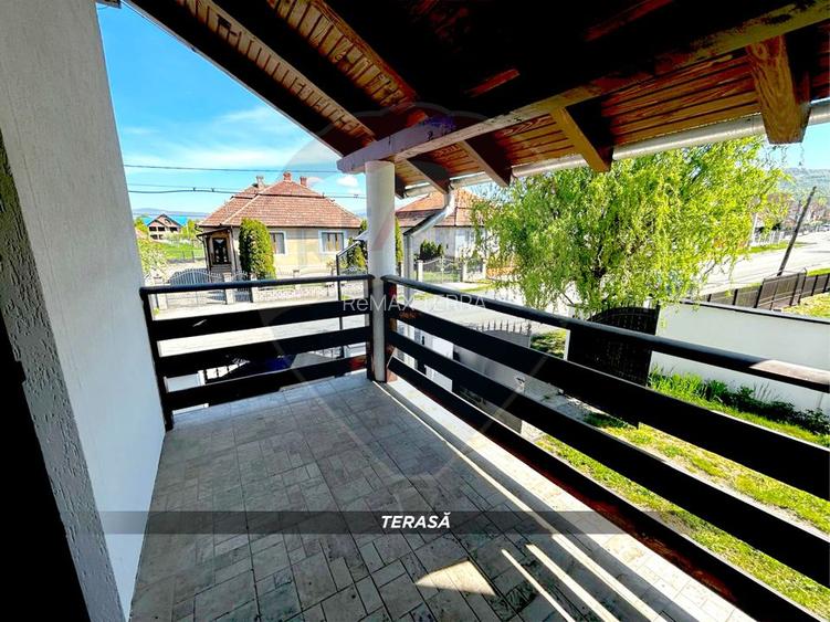 Casa spațioasă cu teren si foișor - Negrești Oaș - 27