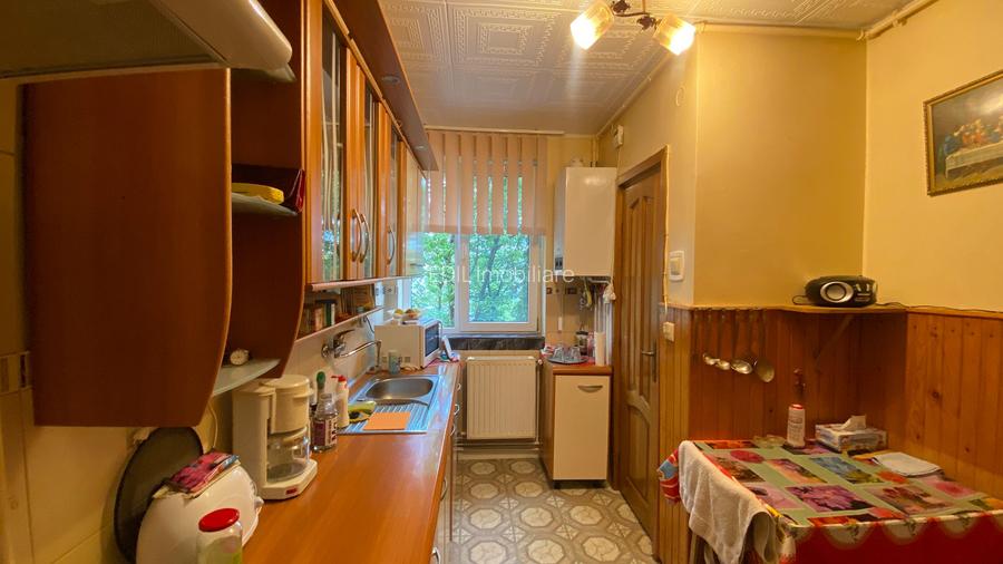 Apartament cu 3 camere decomandate Gheorgheni , etaj 3 din 4 , zona Piata Hermes - 7
