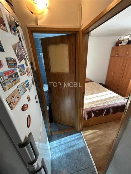 Etaj 2, fara risc, 3 camere zona Mircea cel Batran - 12