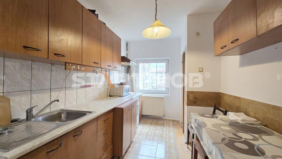 Apartament structura mare zona Racadau - 14