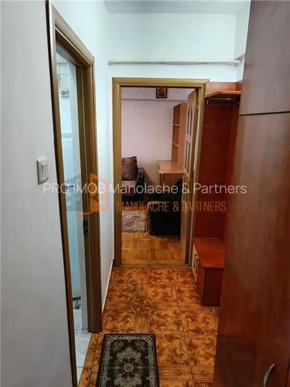 Garsoniera cf 1 decomandata zona Centru - 4