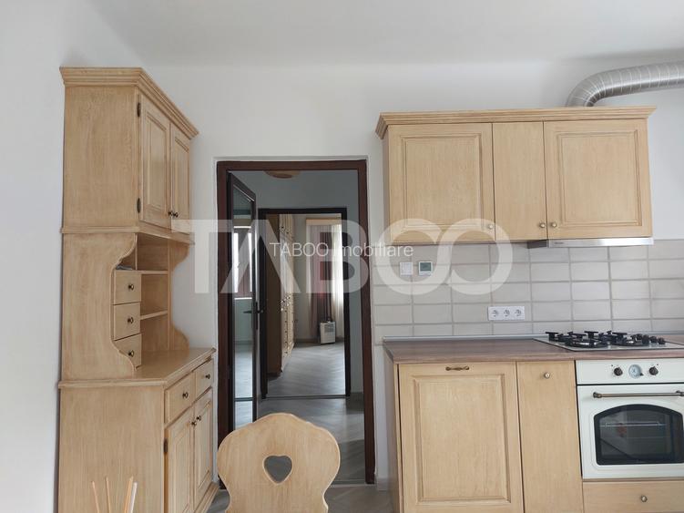 Casa 58 mp cu gradina 300 mp pet friendly central Cisnadioara - 14
