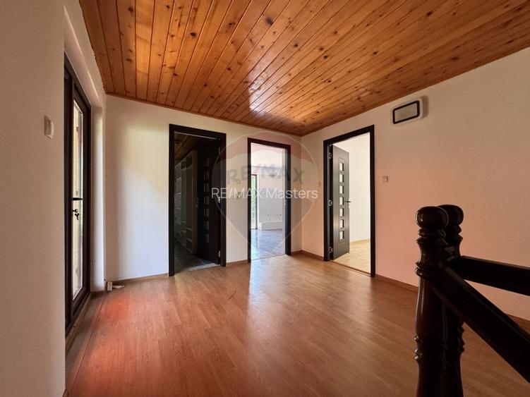 Casa cu teren generos – refugiul perfect în Paltinoasa, Suceava - 12