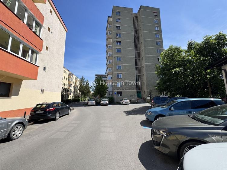 Apartament decomandat cu 3 camere in Centrul Civic, strada Mihai Viteazul - 22
