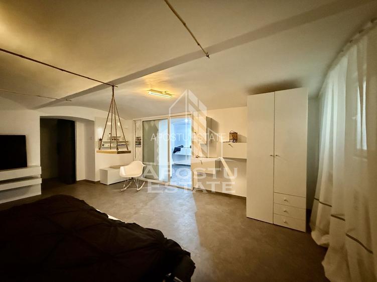 Apartament renovat cu o camera si curte, 2 bai, 50 mp, Piata Romanilor - 6