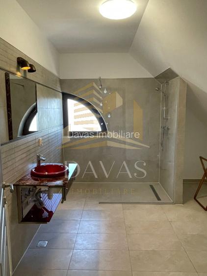 Casa de inchiriat pe 3 nivele 6 camere  +curte generoas in cartierul | PANORAMA - 11