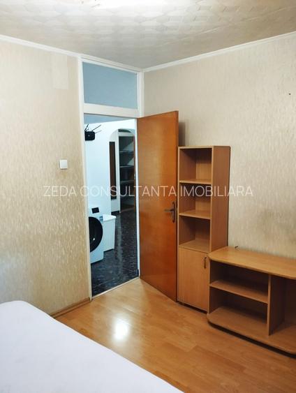 3 camere Brancoveanu - Secuilor - 2 gr. sanit., bloc 1986,loc parcare! - 4