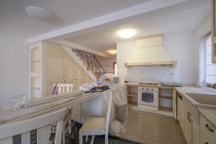 VILA DE LUX - DN1 - Liceul Francez - 3