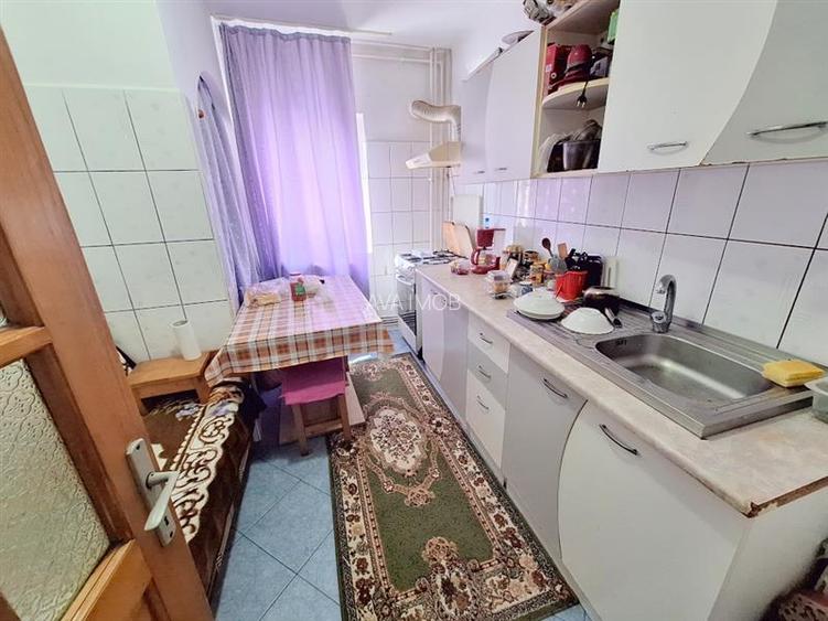 Apartament 2 camere semidecomandat , zona Ura - 5