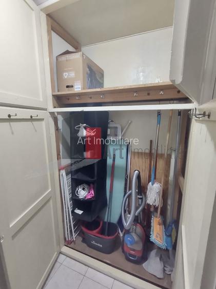 Vânzare apartament 3 camere Bd. Obregia - Pța Străduinței - 11