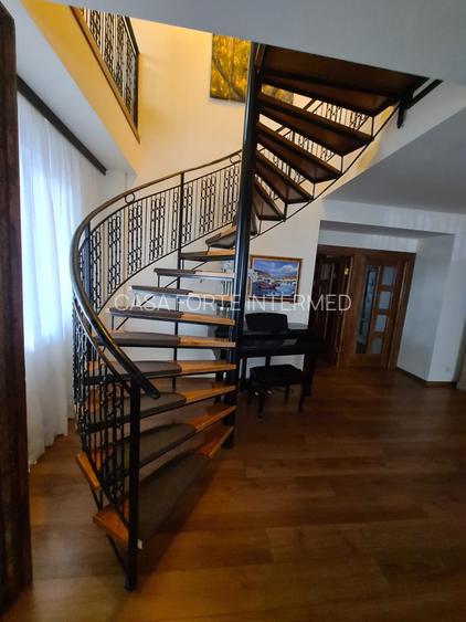 Duplex de lux în centrul stațiunii Mamaia – Eleganță la malul mării  270000 € - 8