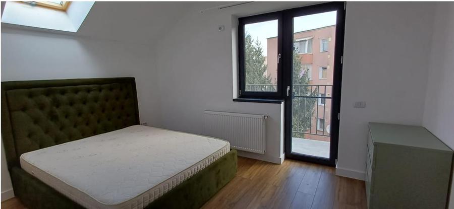 Penthouse 3 camere cu terasa mare si loc de parcare Florilor