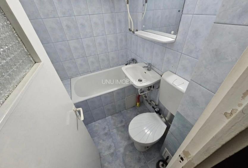 Etaj 2 - Alexandru - Zimbru - Garsoniera - mobilata - libera - 4