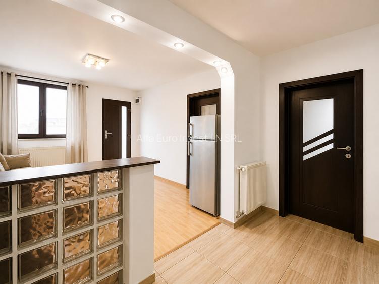 Casa cu 2 camere si curte - 4