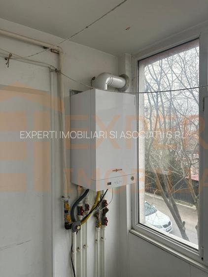 Apartament cu 2 camere, situat  in zona Dacia - Constanta - 4