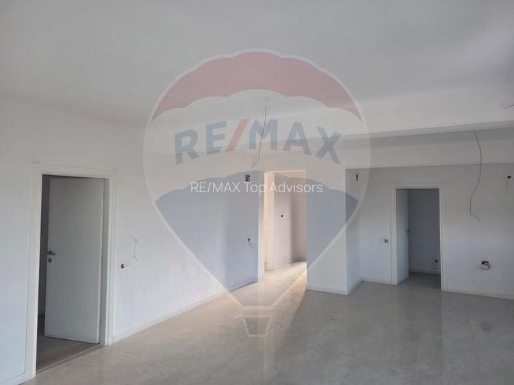 VANZARE Casă / Vilă PREMIUM 4 camere la pret normal - 11