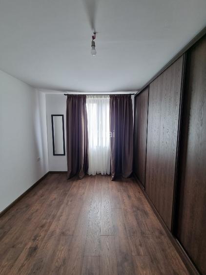 Casa de vanzare P+M si anexe, in Buftea, langa padure - 16