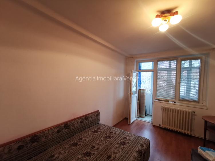 Apartament 3 camere  zona Rapsodia - 4