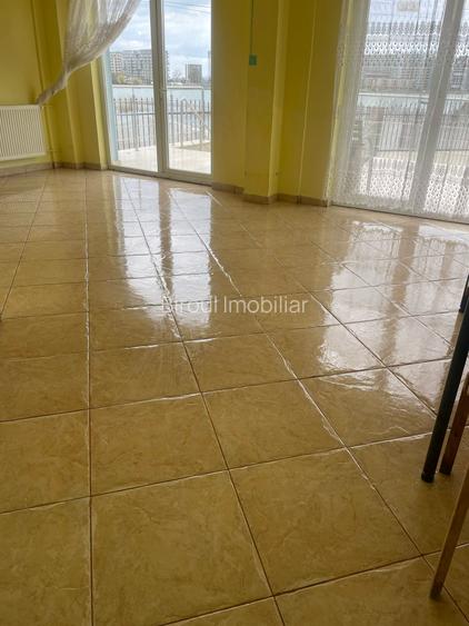 Preducere Pret ,Vânzare  Pensiune ,1034 mp construiți,Vedere Lac & Mare - 7