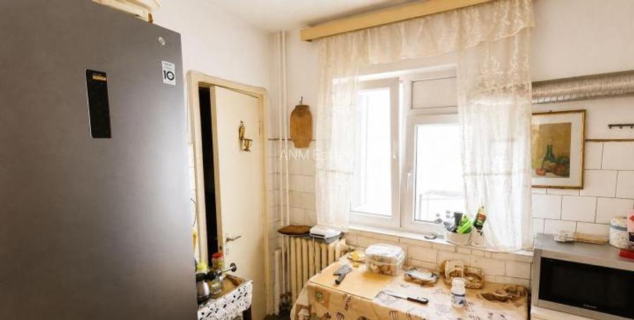 Apartament 3 camere decomandat etaj 5 zona Titulescu - 3