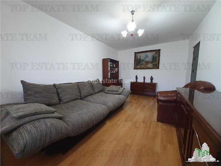 Apartament 4 Camere bloc Petromar in zona Gara Constanta - 2