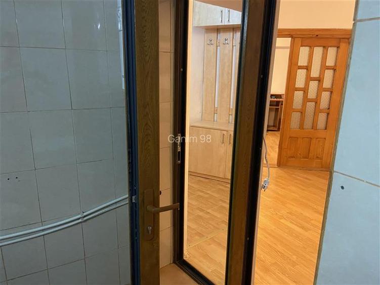 Garsoniera moderna de vanzare in Focsani ,zona ultracentrala , 43 mp, mobilata s - 8