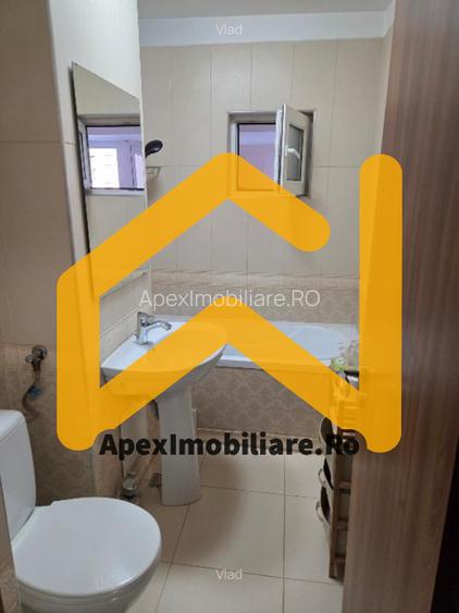 Universitate | Garsoniera Decomandata | Balcon | bloc 1980 | metrou 2m - 10