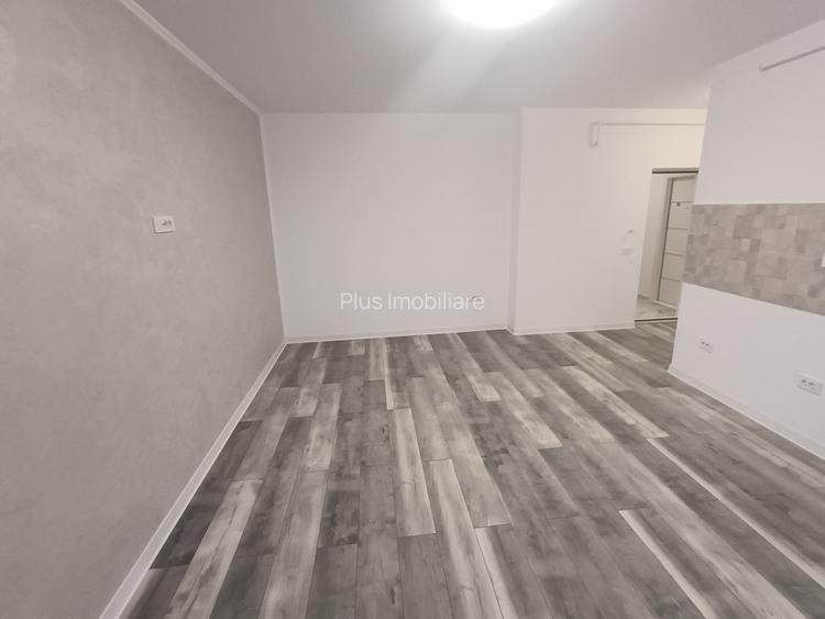 APT 1 CAMERA NOU, INTABULAT, LOC PARCARE,COMISION ZERO, REDIU - 9