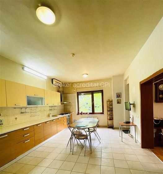 Vanzare Casa Vila cu piscina gradina 2500 mp Pipera - 11