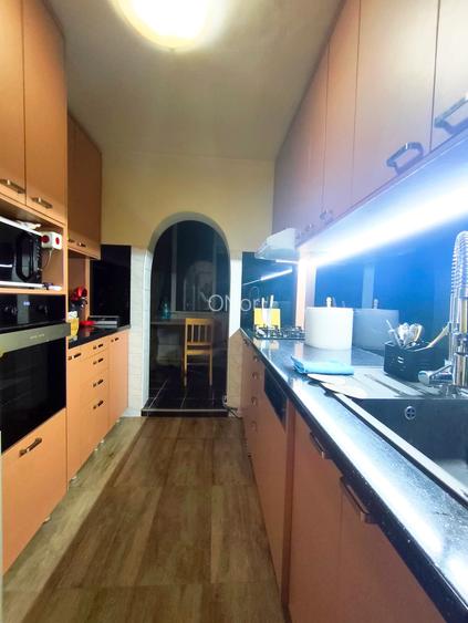 Apartament 2 camere - ETAJ 1 - 56 mp ( decomandat, 2 balcoane, geam baie ) - 2