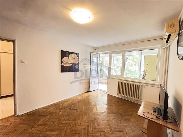 Obregia - Fantana Florilor,  bloc retras de la bulevard - 3