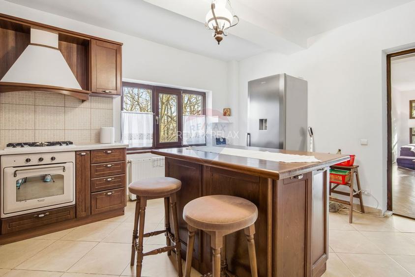 Casă/Vilă de Vânzare cu 5 camere,  Teren 757mp - Iasi - Hlincea - 7