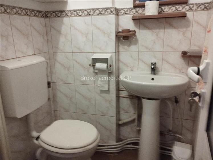 3  camere decomandate centru - 13