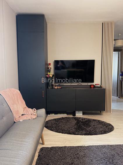 Apartament cu 3 camere,etaj intermediar, zona Vivo - 10