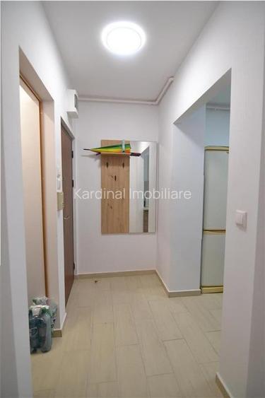 Inchiriere apartament 2 camere  etaj intermediar Tractorul- Goga - 7