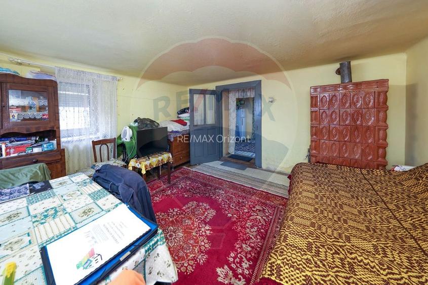 Casă de vacanta, cu annexe si pomi fructiferi, Ungra! - 7