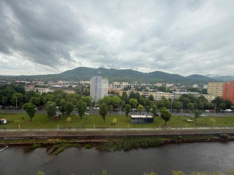 Apartament cu 3 camere finisat zona Cosbuc - 3