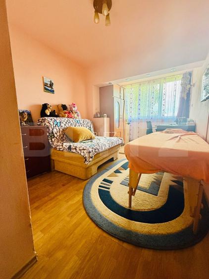 Apartament 4 camere Tractorul/ 2 bai/ 2 spatii de depozitare/etaj intermediar - 14