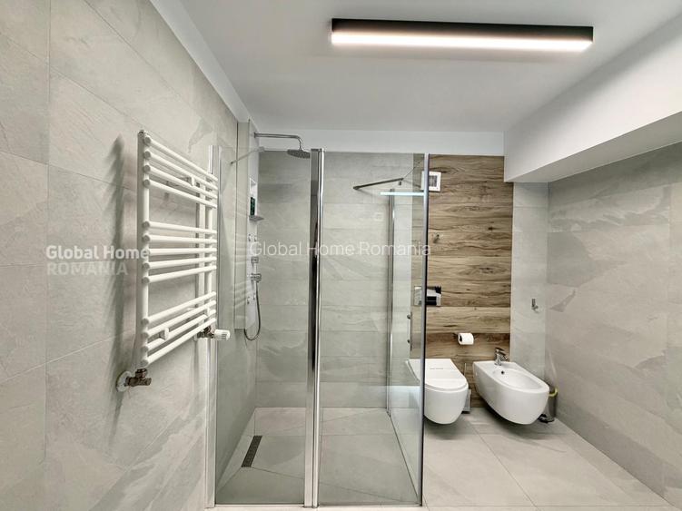 Bulevardul Unirii  2-Room Apartment  77 sqm  Terrace  Panoramic City Views - 29