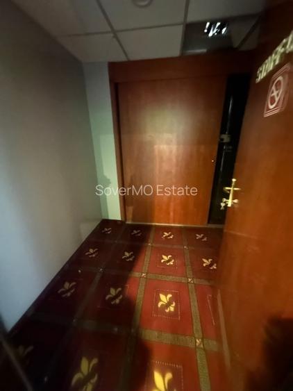 OCAZIE! Spatiu comercial zona 13 Septembrie - trafic si vad pietonal intens - 14