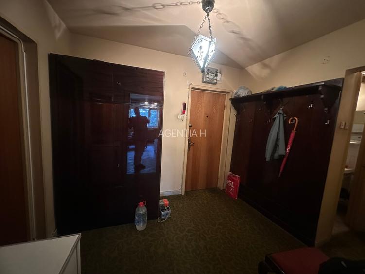 1 Mai,Apt 3 camere semidec., 2 gr sanitare,balcon, 80mp, bloc termoizolat, Garaj - 17