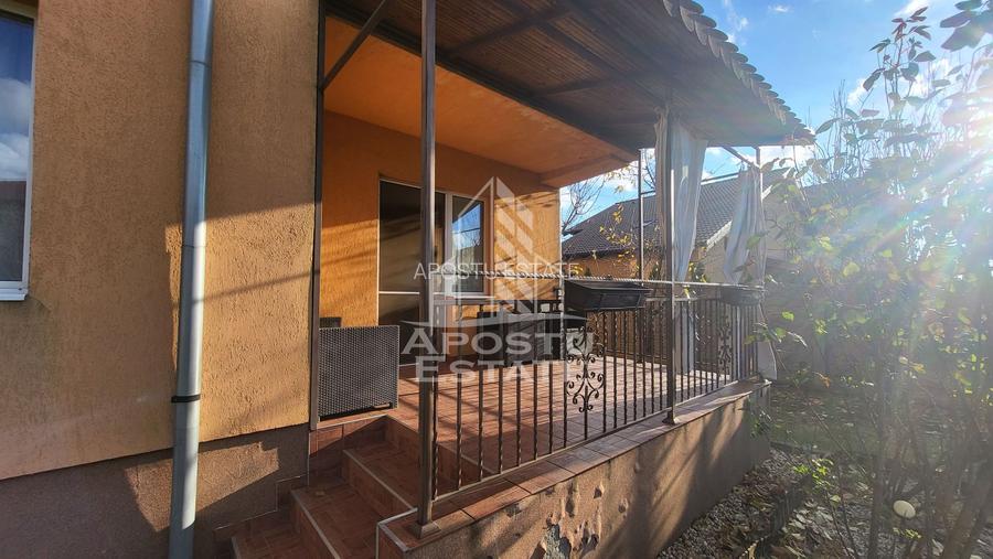 Casa individuala cu 7 camere si garaj,Dumbravita - 16