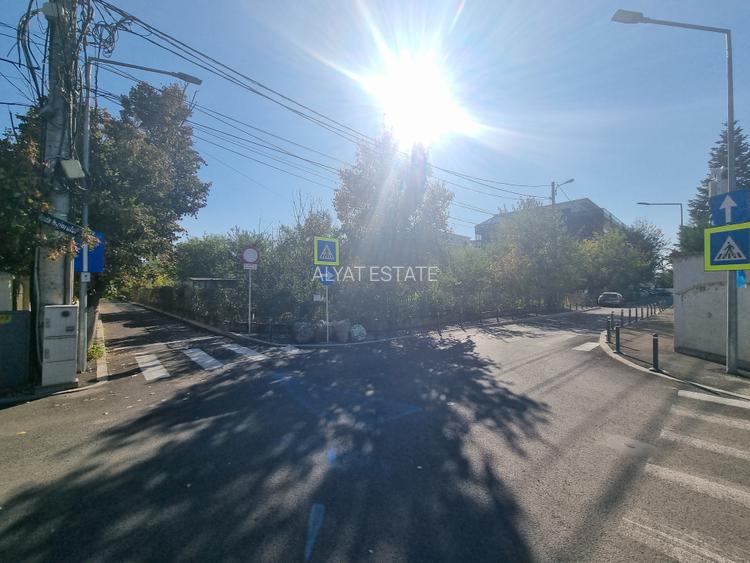 Loturi teren 500-1000 mp Strada Nuferilor / Petrom City - 2