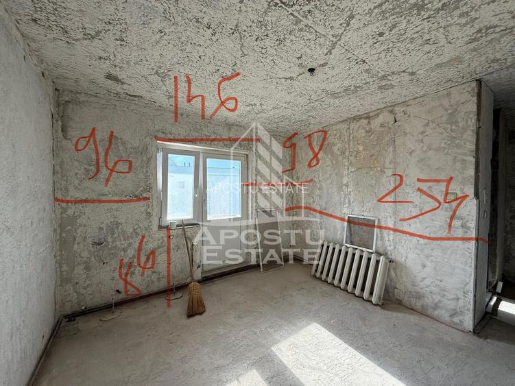 Apartament cu 3 camere, 2 bai, 2 balcoane, decomandat, zona Freidorf - 3