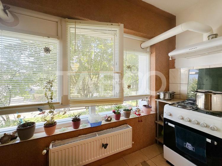 Vanzare apartament cu 2 camere decomandate cartierul Intre Lacuri - 3