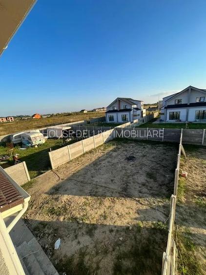 De vanzare 1/2 Duplex in Mosnita Noua - 2