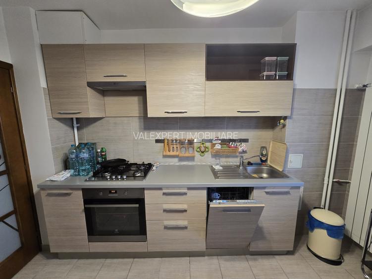 Metrou P-ta Muncii,2 cam,dec,supraf.60mp,mob/utilat,prima inchiriere. - 10