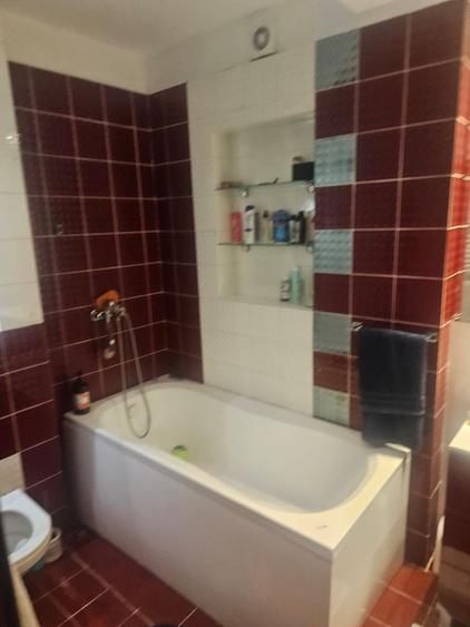 OCAZIE, FAR-CENTRU DE SCAFANDRII 2 CAMERE BLOC NOU, 60 MP, 104.900 EUR