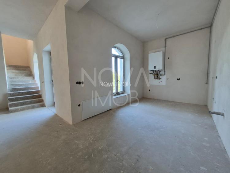 Casa generoasa cu 5 camere, 2 bai, dressing si parcare – Sura Mica - 15
